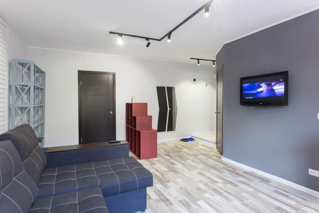 Loft Apartment Near Botanical Garden Kharkiv Extérieur photo