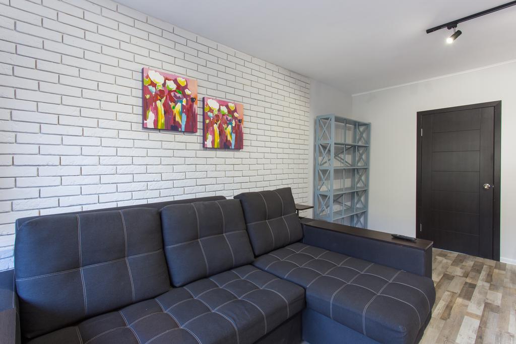 Loft Apartment Near Botanical Garden Kharkiv Extérieur photo
